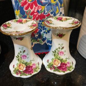 Old Country Roses